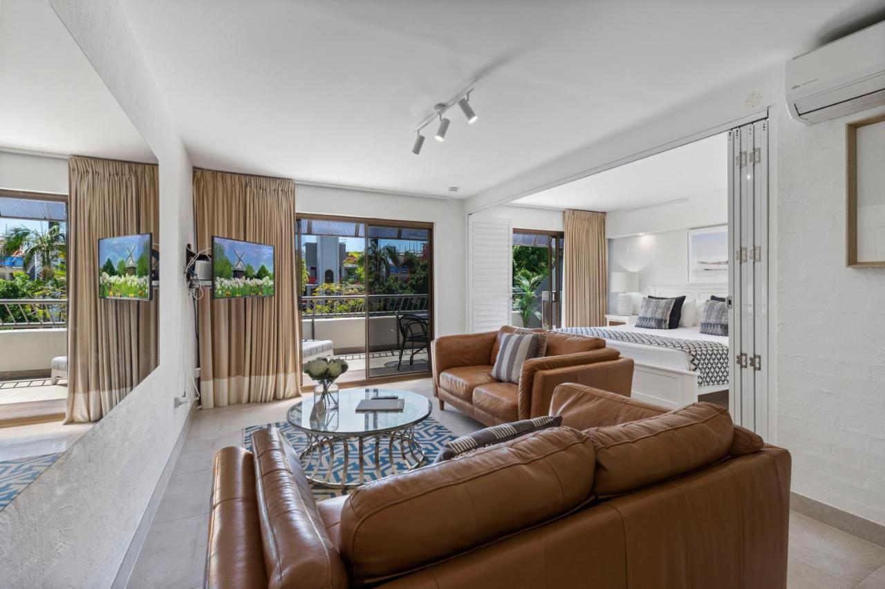 Aparthotel Saks On Hastings Noosa Heads Esterno foto