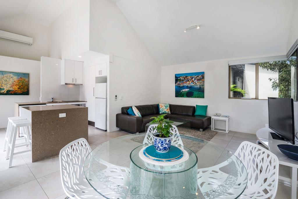 Aparthotel Saks On Hastings Noosa Heads Esterno foto