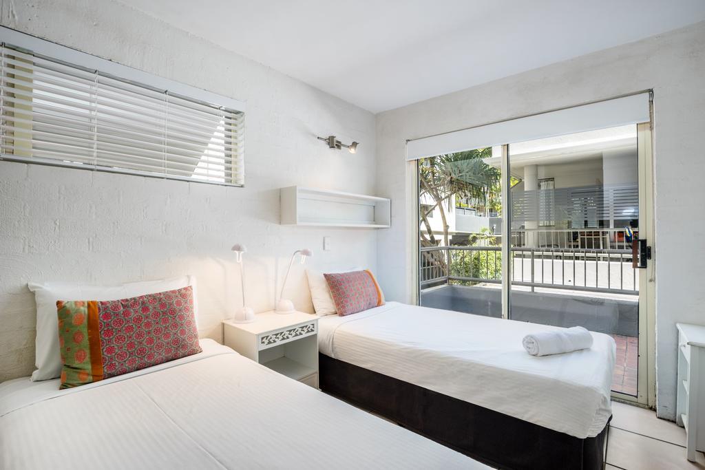 Aparthotel Saks On Hastings Noosa Heads Esterno foto