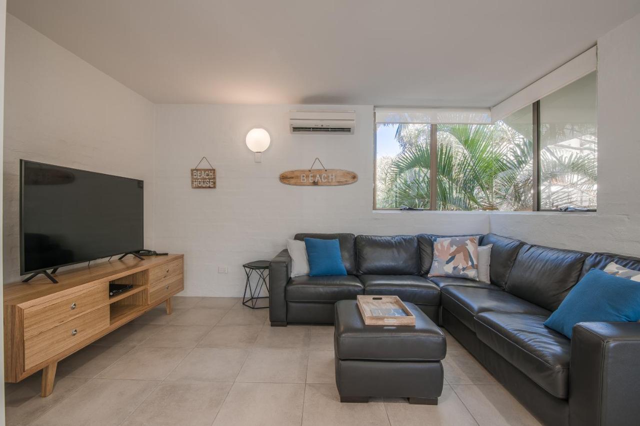 Aparthotel Saks On Hastings Noosa Heads Esterno foto